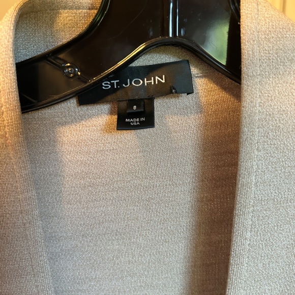 St. John Jacket - Picture 4 of 9